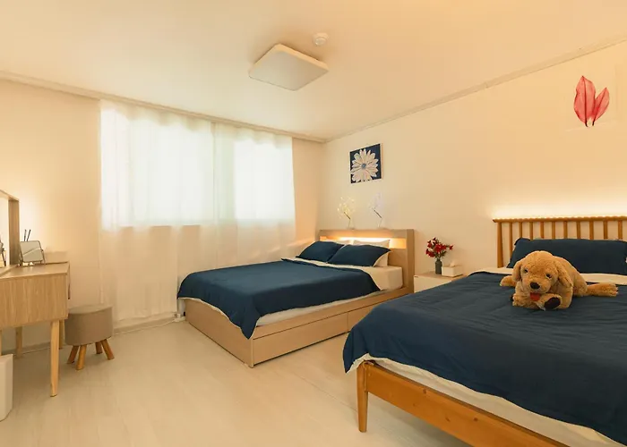 Nakseongdae House